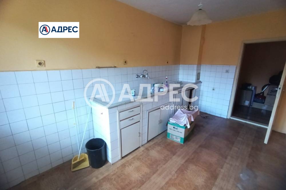 Продава МНОГОСТАЕН, гр. Исперих, област Разград, снимка 6 - Апартаменти - 54762502