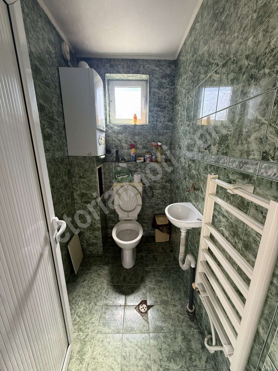 Продава КЪЩА, гр. Лясковец, област Велико Търново, снимка 4 - Къщи - 55522629