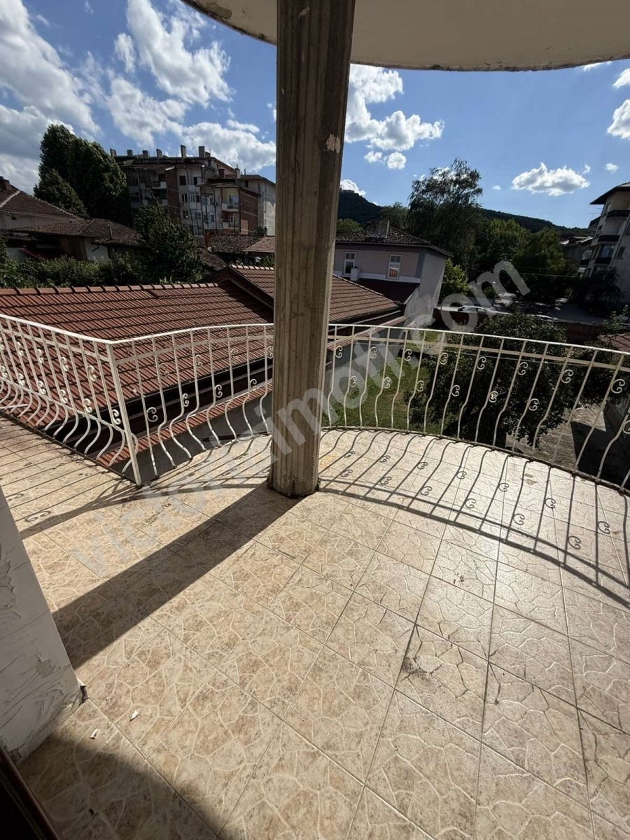 Продава КЪЩА, гр. Лясковец, област Велико Търново, снимка 14 - Къщи - 55522629