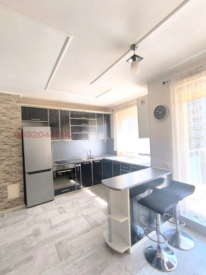 Продава 3-СТАЕН в град Варна, Стадион Спартак - 110 кв.м / 285 000 € » 557 411.55 лв.