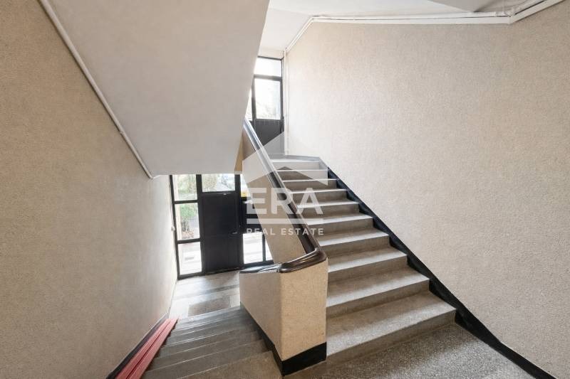 Продава 2-СТАЕН, гр. София, Оборище, снимка 9 - Апартаменти - 53808458