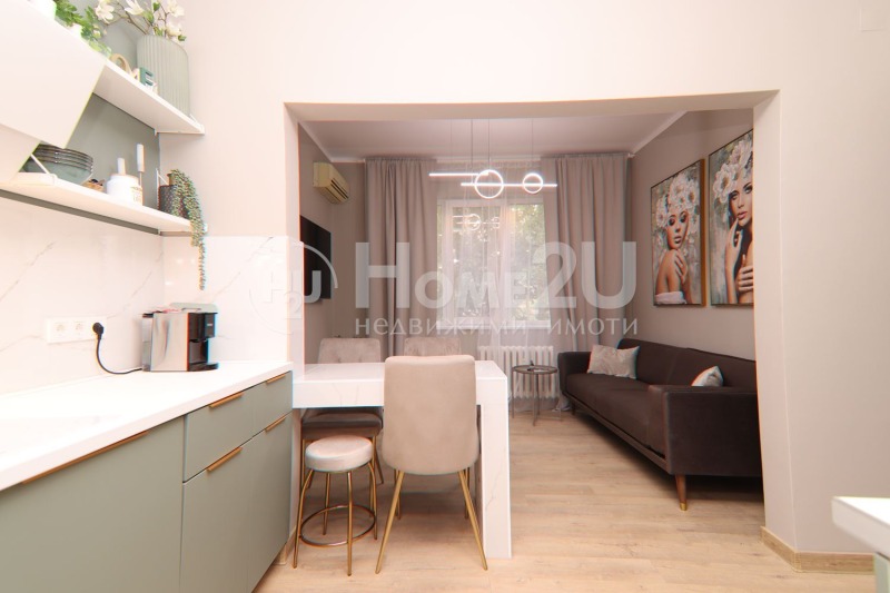 Te koop  2 slaapkamers Sofia , Tsentar , 58 m² | 53754166