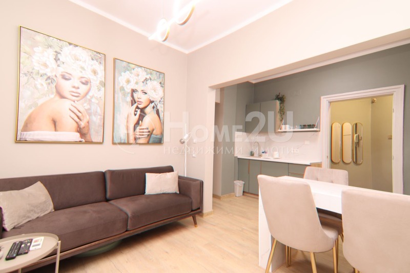 Na prodej  2 ložnice Sofia , Centar , 58 m2 | 53754166 - obraz [2]