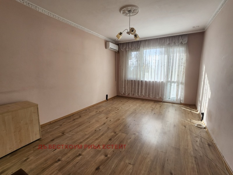Продава 3-СТАЕН, гр. Варна, Трошево, снимка 2 - Апартаменти - 52362002