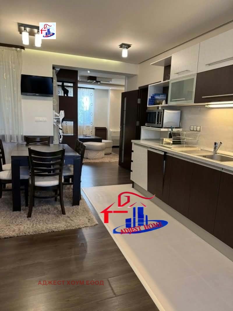 Продава 3-СТАЕН, гр. Шумен, Център, снимка 2 - Апартаменти - 56618725