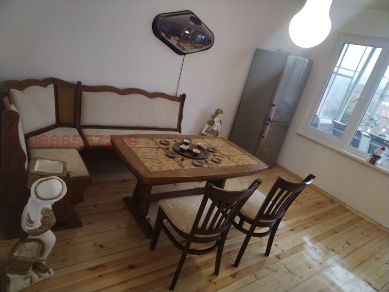 Продава КЪЩА, гр. Разград, Абитрус, снимка 8 - Къщи - 53089945