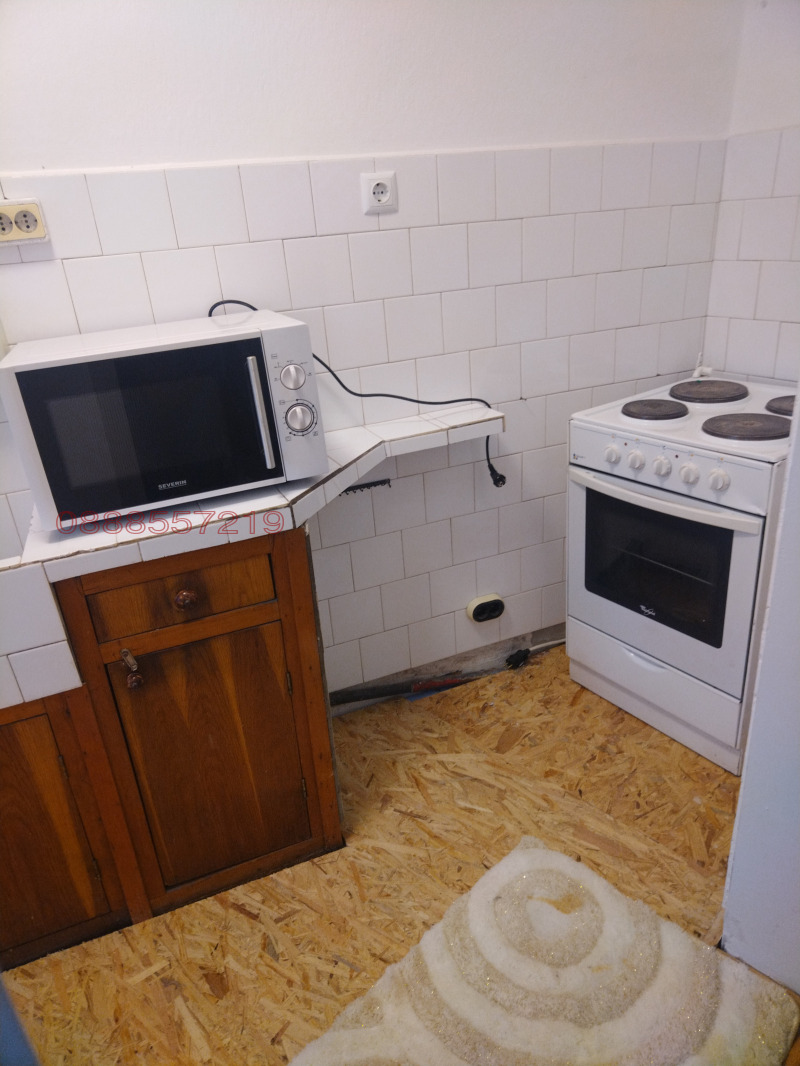 Продава КЪЩА, гр. Разград, Абитрус, снимка 11 - Къщи - 53089945