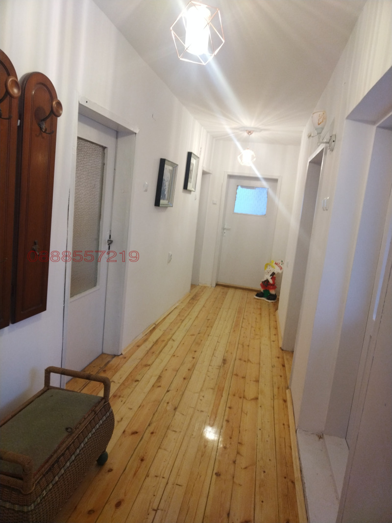 Продава КЪЩА, гр. Разград, Абитрус, снимка 3 - Къщи - 53089945