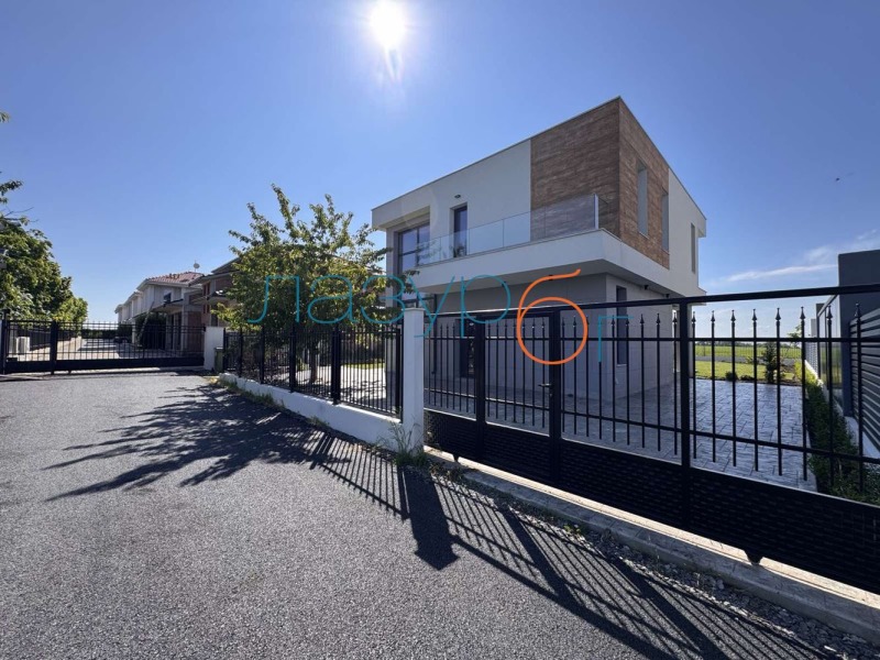 For Sale  House Burgas , Sarafovo , 196 sq.m | 58203371