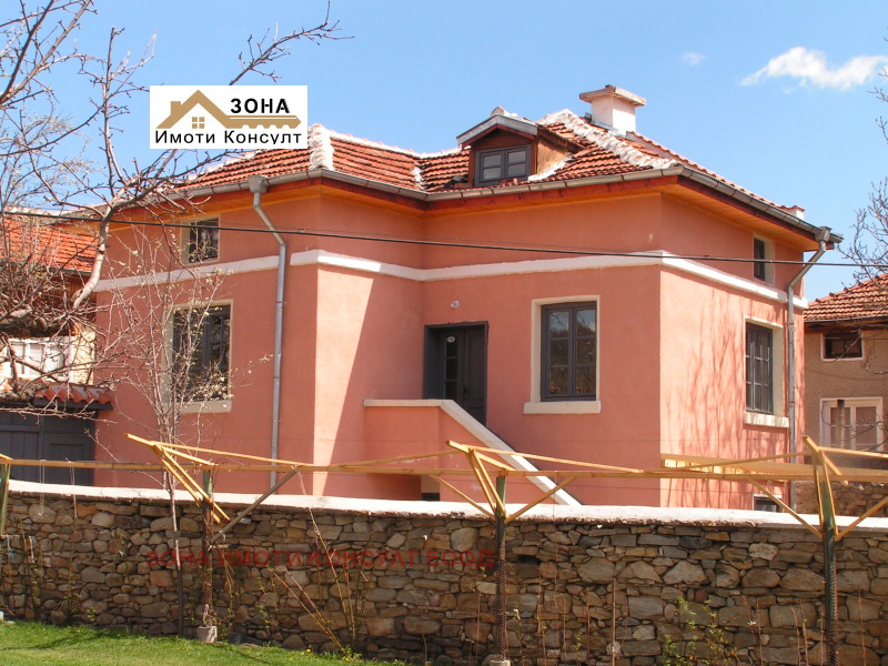 Продава КЪЩА, област Пазарджик, с. Дорково • 124000 € • 95774631 — Holmes.bg