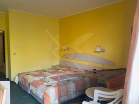 Продажба на едностайни апартаменти в град Варна - изображение 11 