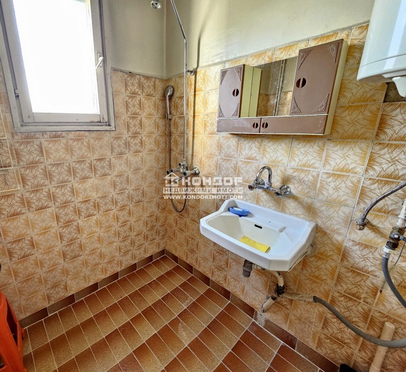 Eladó  2 hálószobás Plovdiv , Vastanicseski , 80 négyzetméter | 88398223 - kép [9]