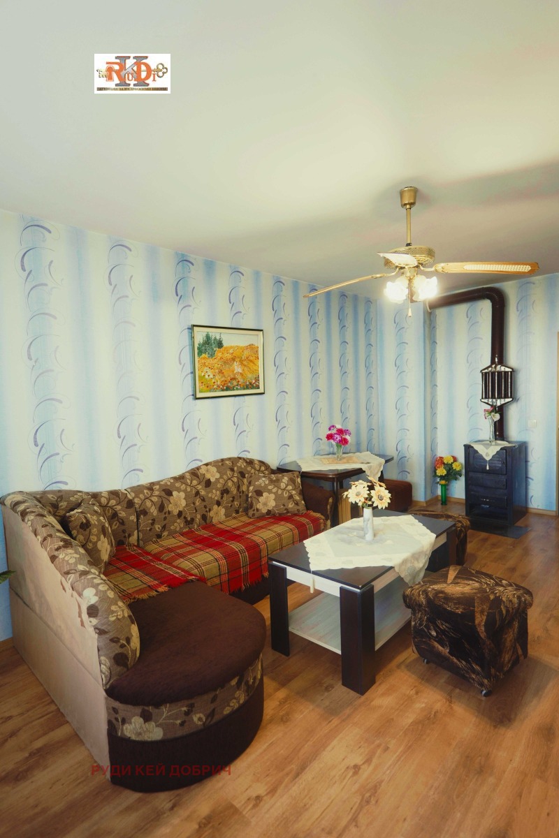 Продава 3-СТАЕН, гр. Добрич, Балик, снимка 2 - Апартаменти - 52701012