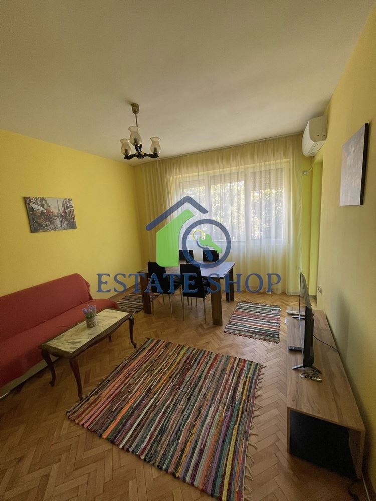 Продава 3-СТАЕН, гр. Пловдив, Център, снимка 2 - Апартаменти - 55046044