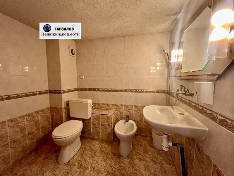Продава  Многостаен град Русе , Център , 168 кв.м | 94538222 - изображение [16]