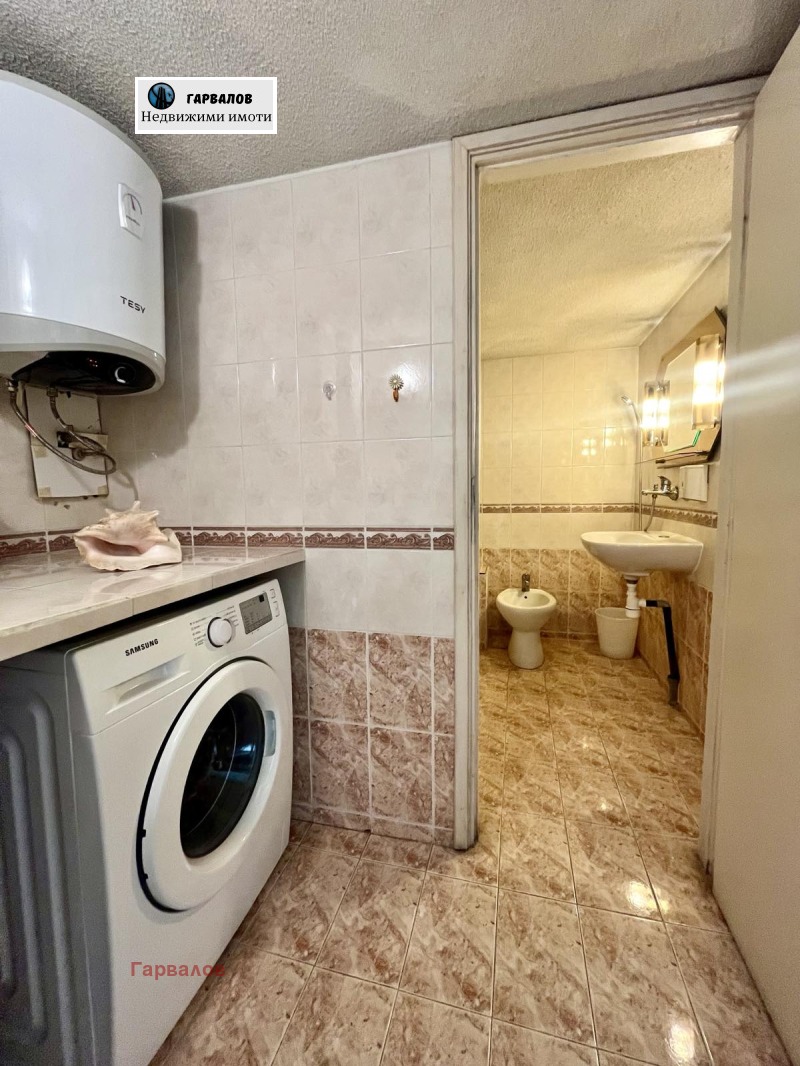 Продава  Многостаен град Русе , Център , 168 кв.м | 94538222 - изображение [17]