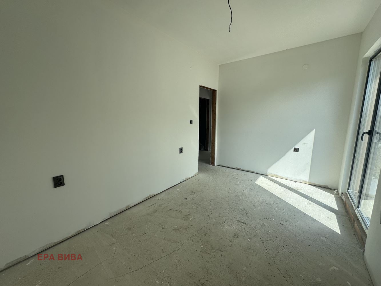 Продава КЪЩА, с. Яребична, област Варна, снимка 15 - Къщи - 56084888