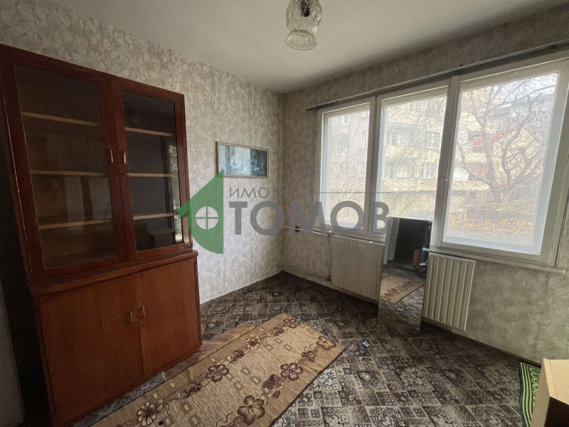 Продава 4-СТАЕН, гр. Шумен, Томбул джамия, снимка 5 - Aпартаменти - 48155706