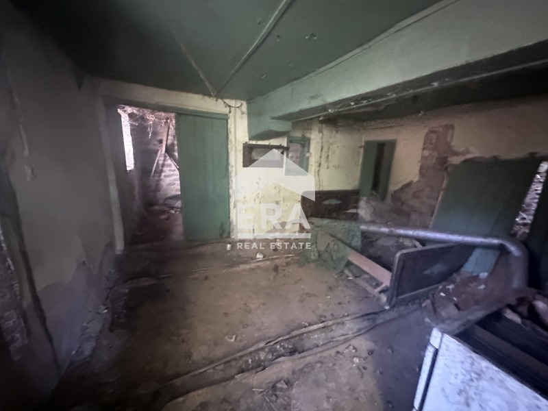 Продава КЪЩА, с. Лесичери, област Велико Търново, снимка 8 - Къщи - 56270137