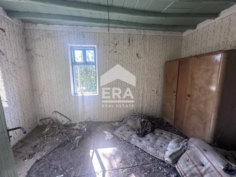 Продава КЪЩА, с. Лесичери, област Велико Търново, снимка 7 - Къщи - 56270137