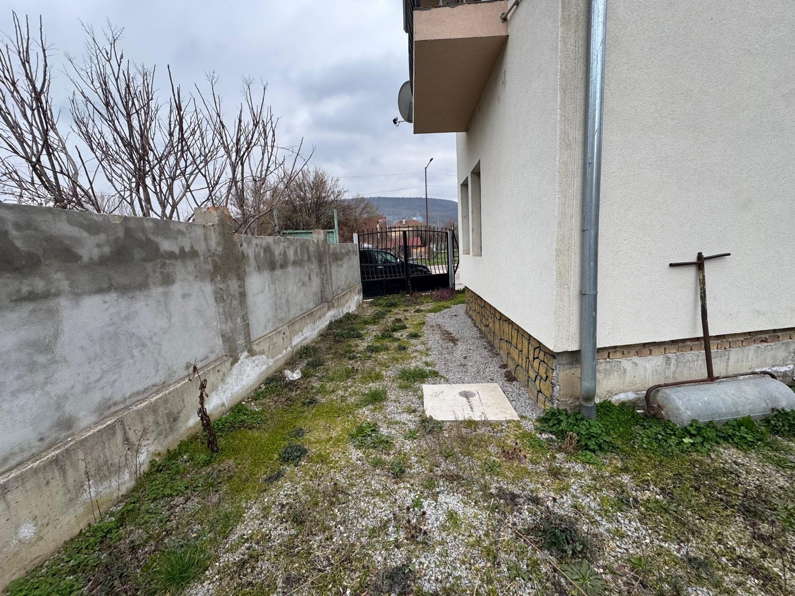 Продава КЪЩА, гр. Каспичан, област Шумен, снимка 2 - Къщи - 53945222