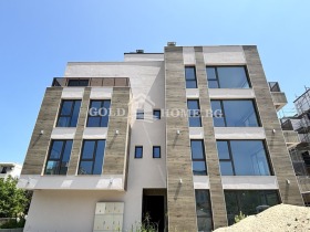 1 dormitor Hristo Smirnensci, Plovdiv