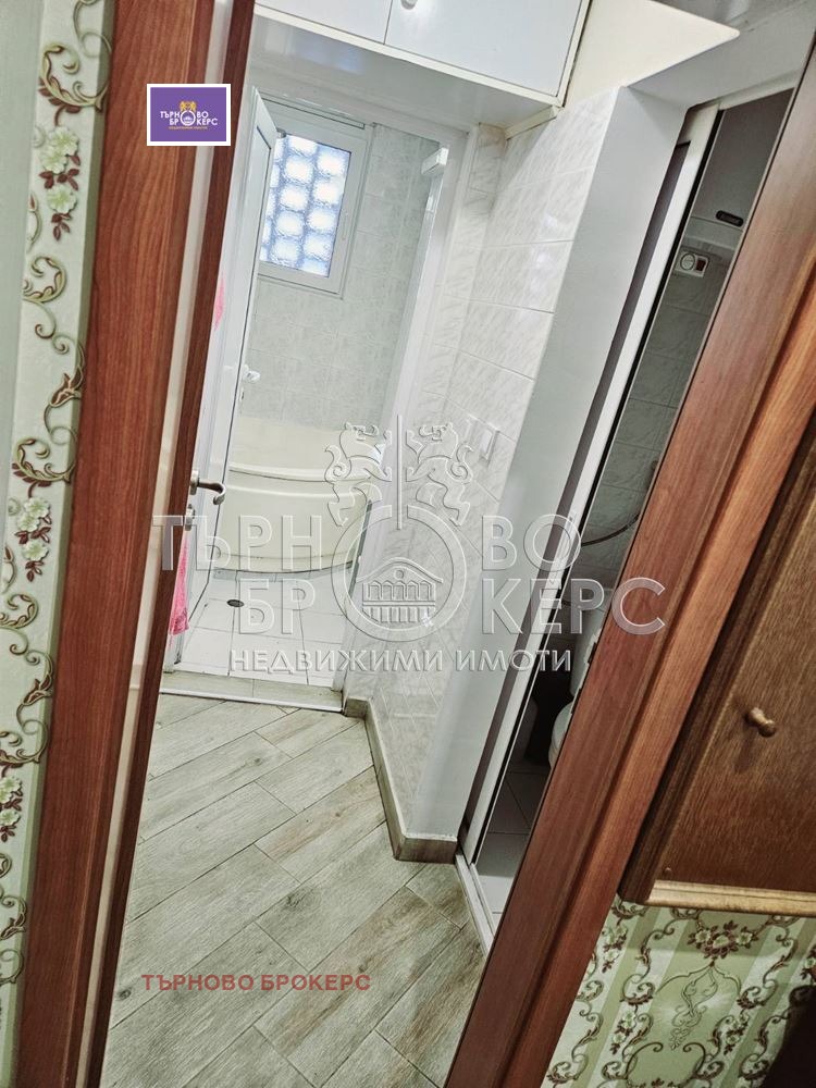 Продава 3-СТАЕН, гр. Велико Търново, Колю Фичето, снимка 3 - Aпартаменти - 48661951