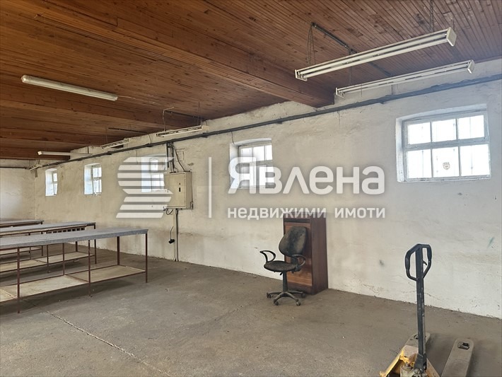 Продава ПРОМ. ПОМЕЩЕНИЕ, с. Белащица, област Пловдив, снимка 5 - Производствени сгради - 55731694