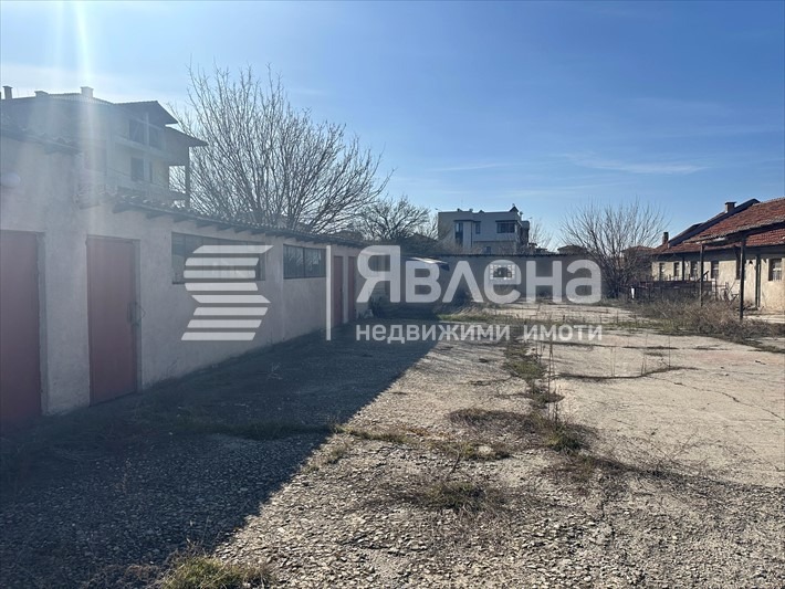 Продава ПРОМ. ПОМЕЩЕНИЕ, с. Белащица, област Пловдив, снимка 2 - Производствени сгради - 55731694