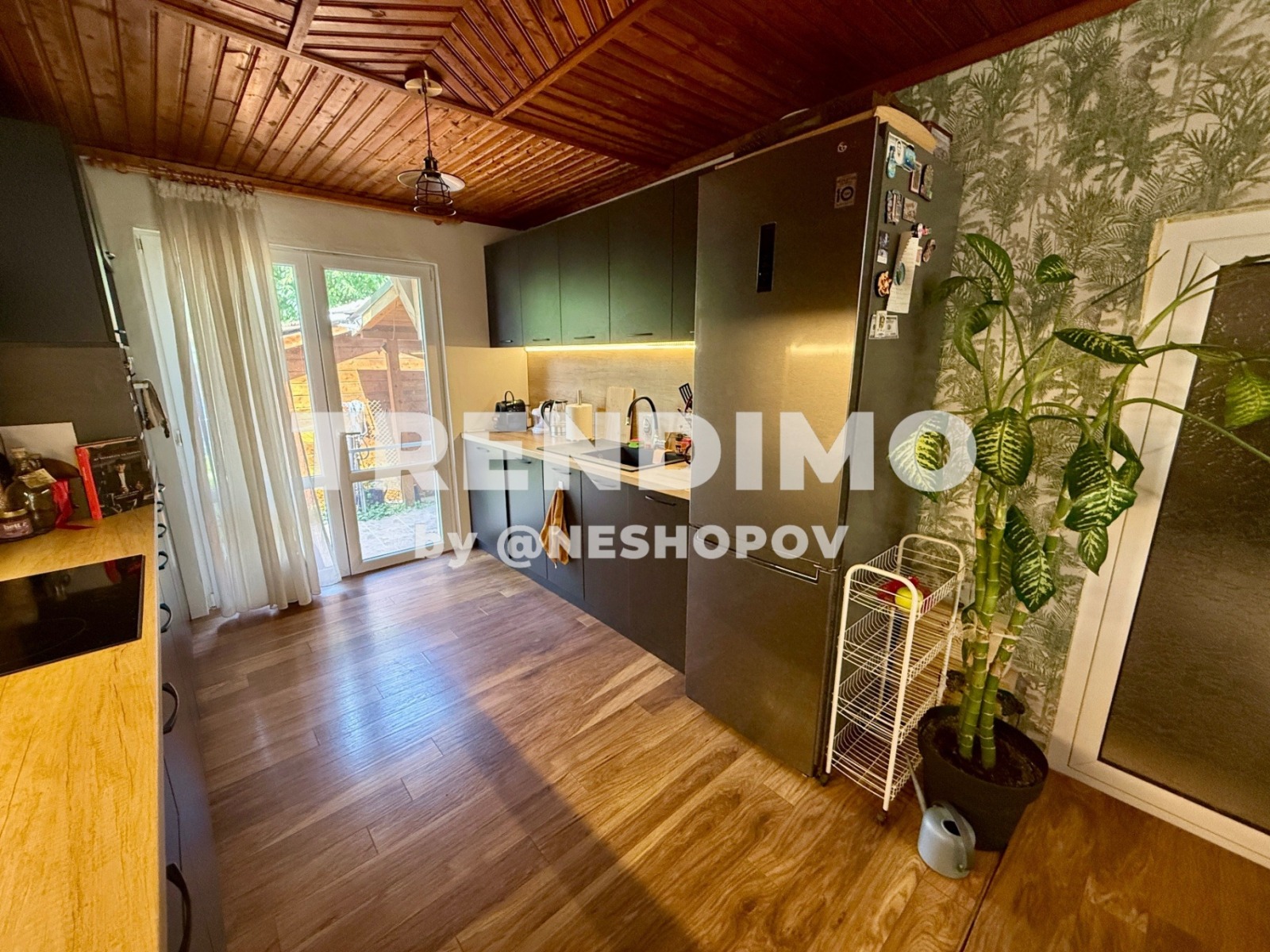 Продава КЪЩА, гр. София, Център, снимка 3 - Къщи - 55405528