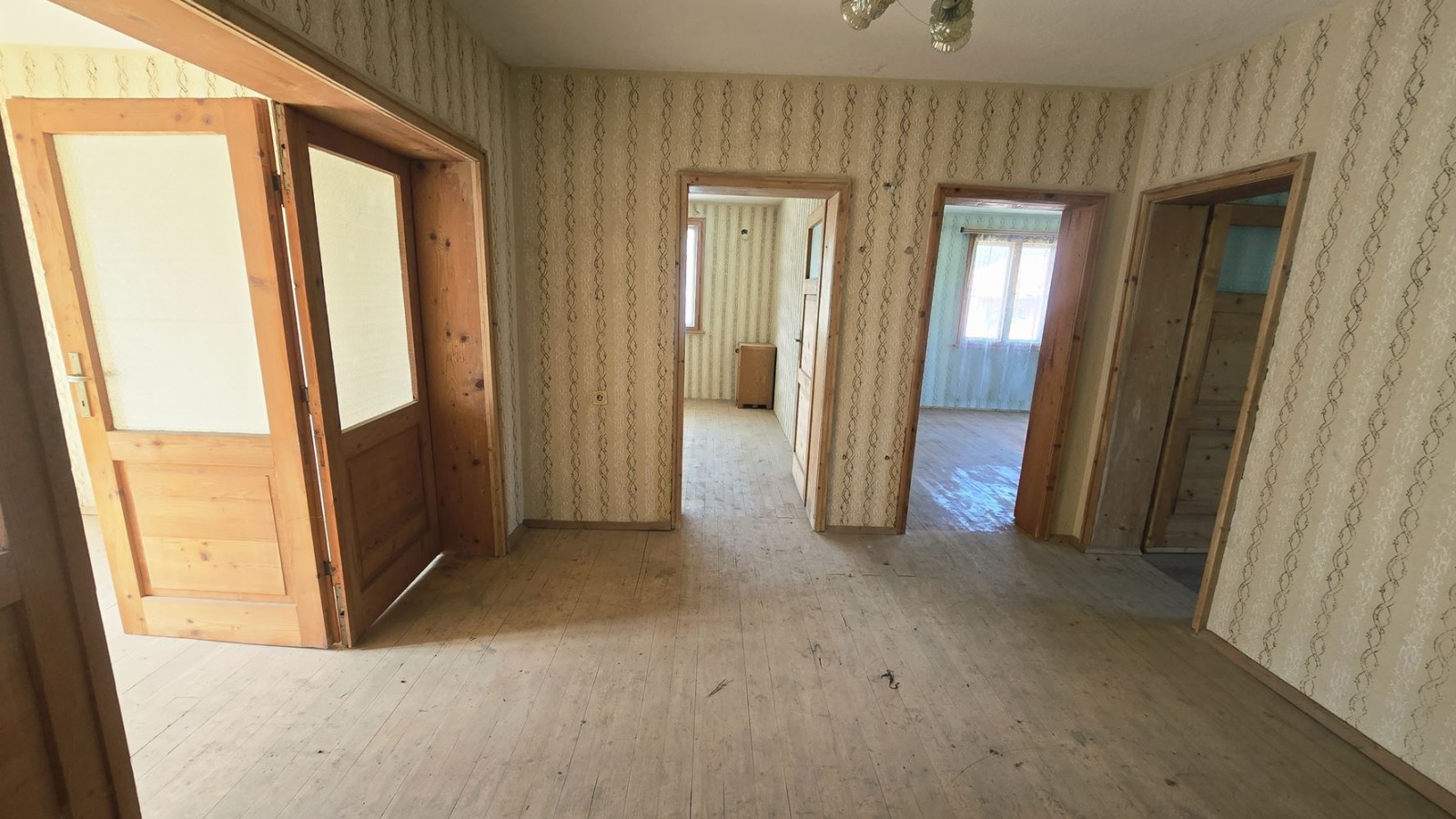 Продава КЪЩА, с. Нови хан, област София област, снимка 4 - Къщи - 55445230