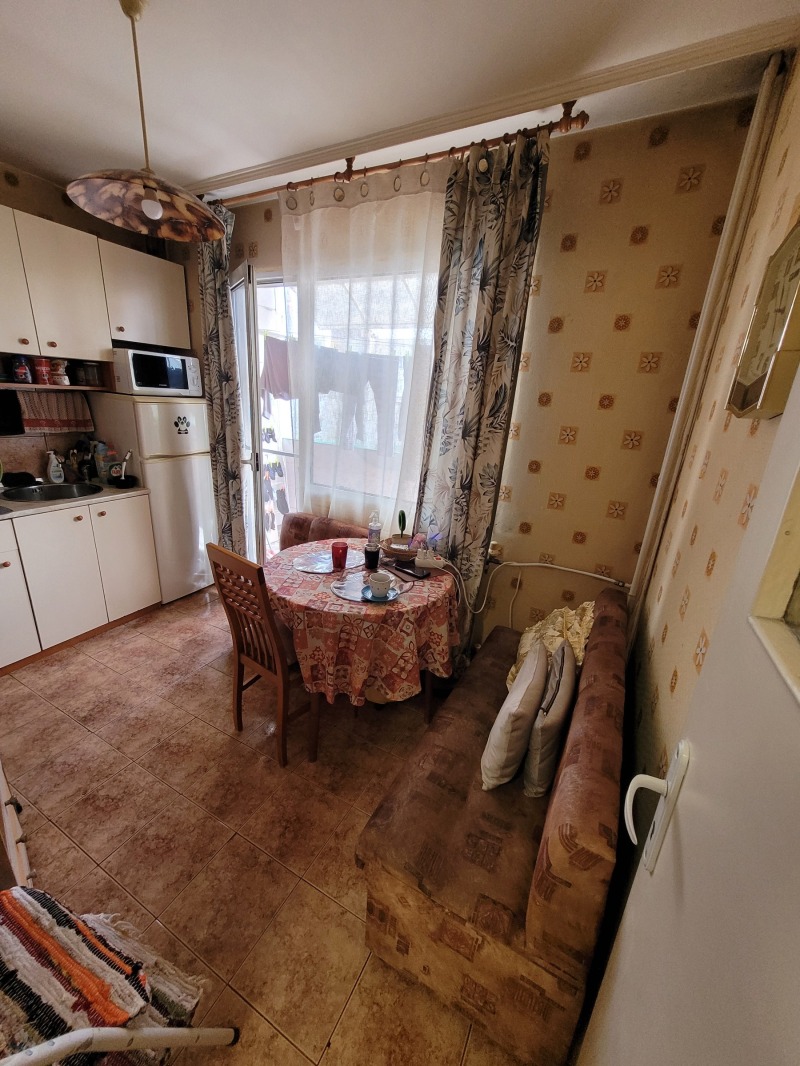 Продава  2-стаен град Плевен , Широк център , 57 кв.м | 55139914 - изображение [5]