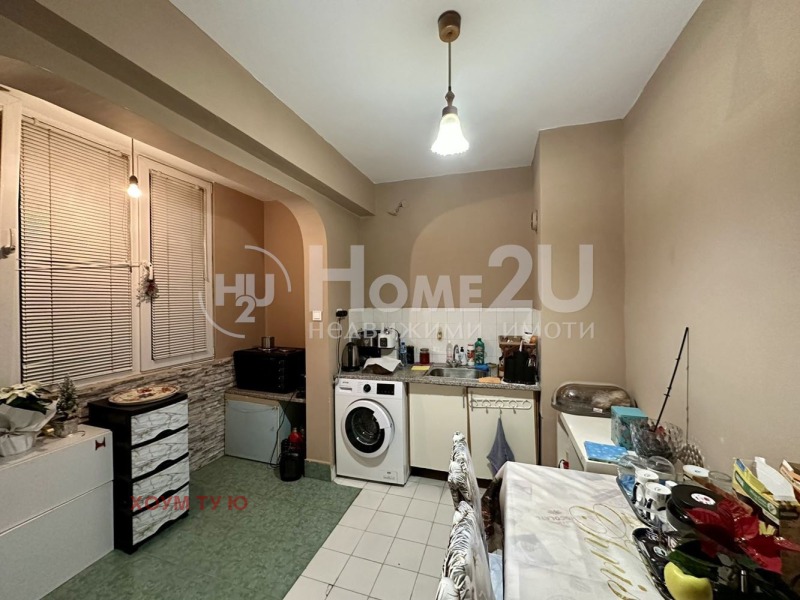 Продава 2-СТАЕН, гр. София, Толстой