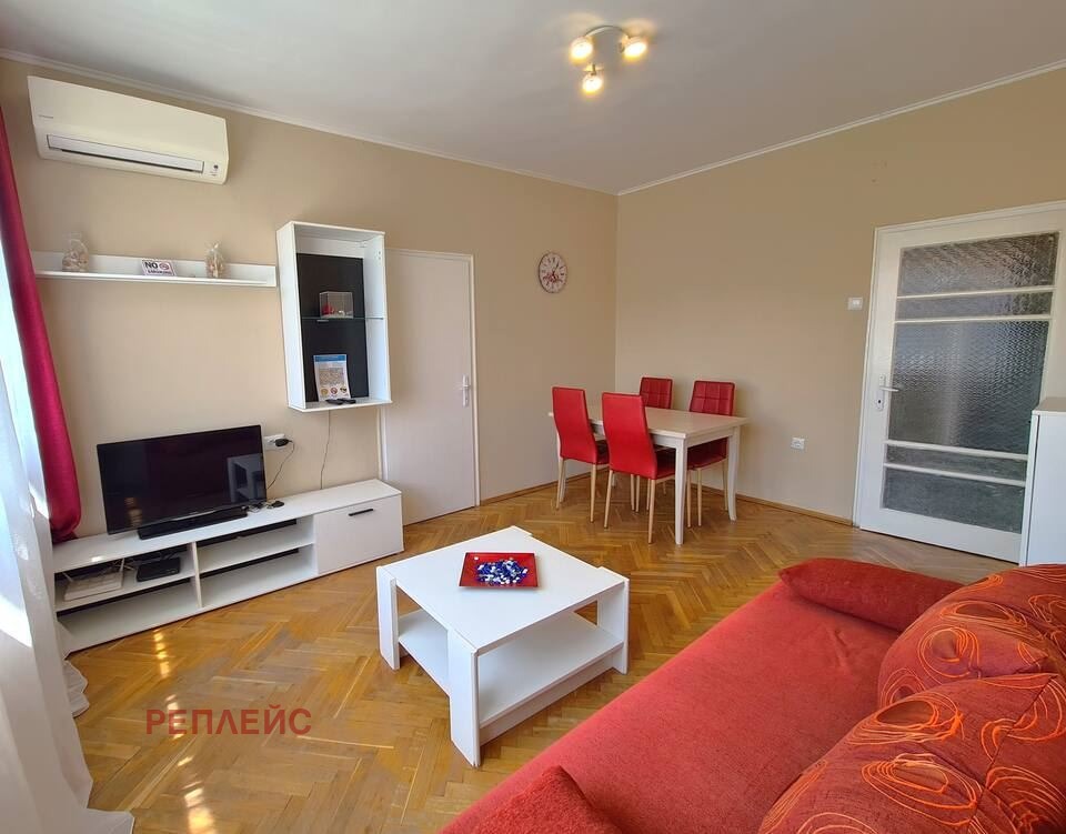 Продава 2-СТАЕН, гр. Варна, Окръжна болница-Генерали, снимка 2 - Апартаменти - 53971989