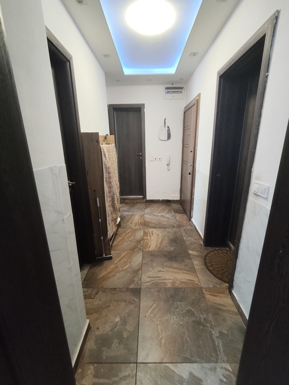 Продава 3-СТАЕН, гр. София, Зона Б-18, снимка 3 - Апартаменти - 55530016