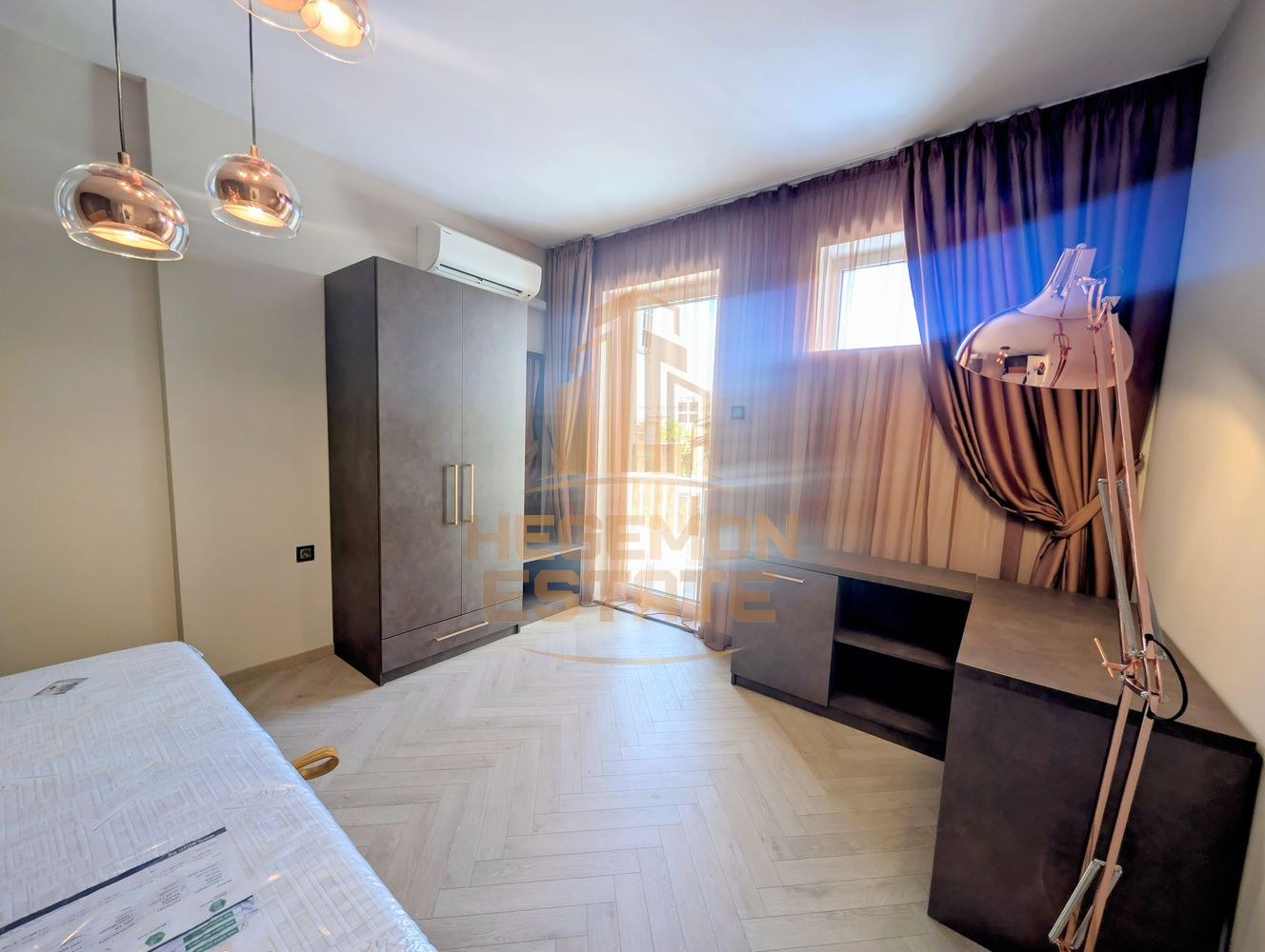 Продава 4-СТАЕН, гр. Варна, Централна поща, снимка 8 - Апартаменти - 55404589