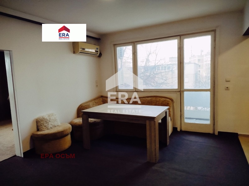 Продава 2-СТАЕН, гр. Ловеч, Широк център, снимка 2 - Апартаменти - 55639545