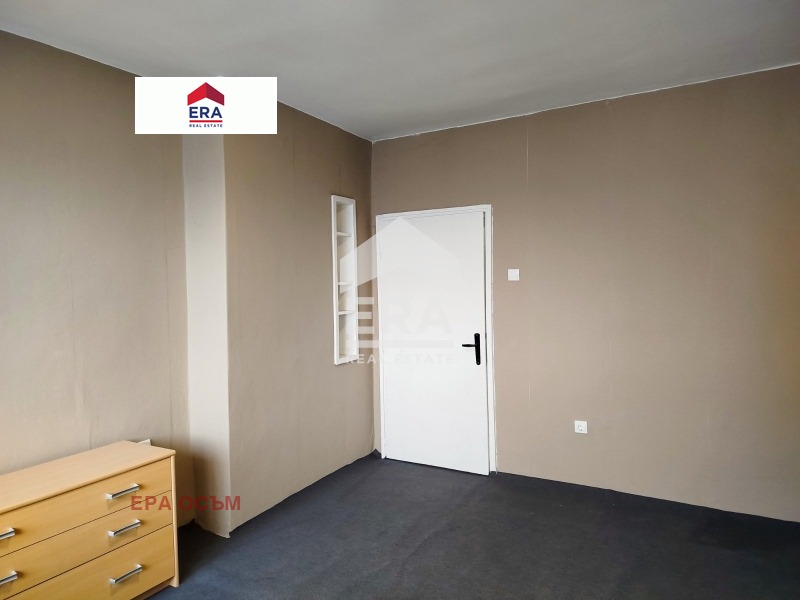 Продава 2-СТАЕН, гр. Ловеч, Широк център, снимка 9 - Апартаменти - 55639545