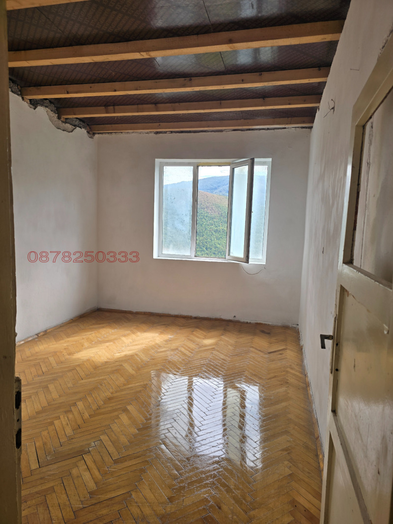 Продава 4-СТАЕН, с. Радунци, област Стара Загора