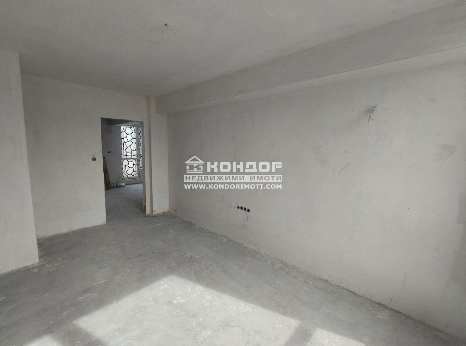 Продава 1-СТАЕН, гр. Пловдив, Кючук Париж, снимка 2 - Апартаменти - 49955480