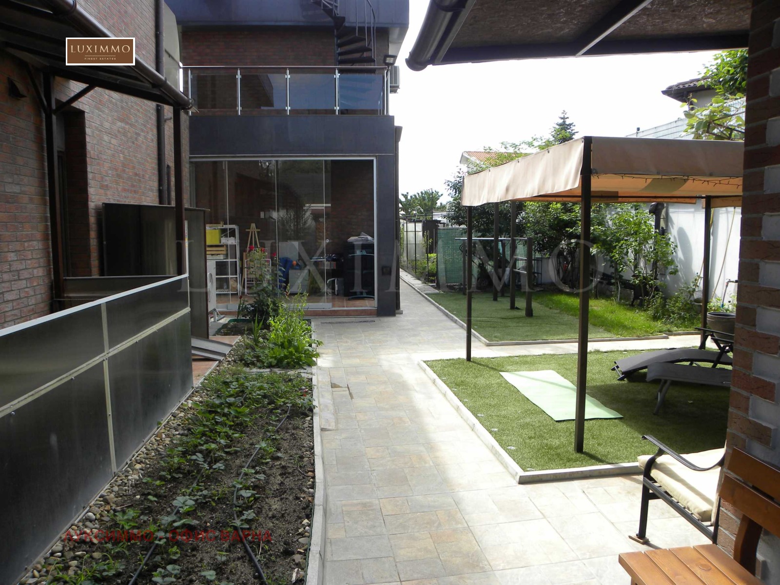 Продава КЪЩА, гр. Варна, м-т Долна Трака, снимка 10 - Къщи - 53719517