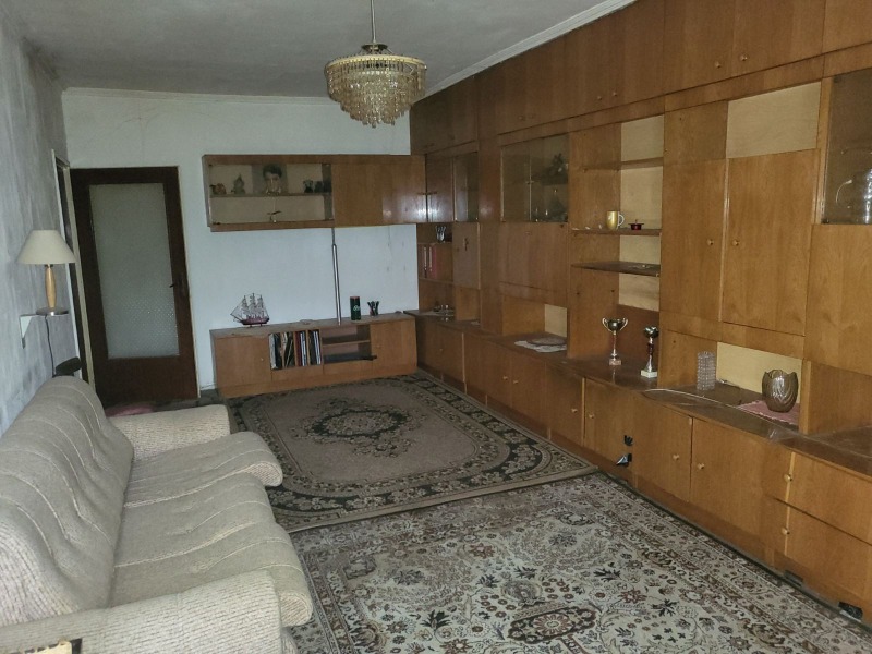 De vânzare  1 dormitor Pleven , 9-ti cvartal , 75 mp | 21871774 - imagine [9]