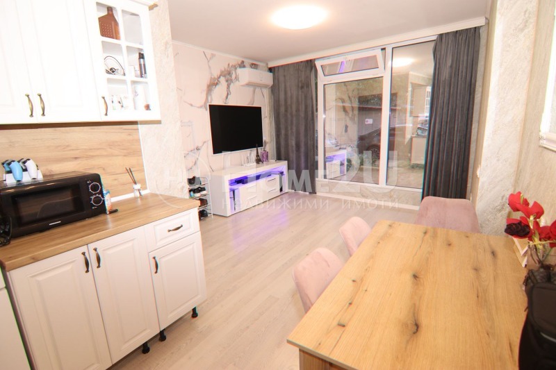 Till salu  1 sovrum Sofia , Suhata reka , 54 kvm | 25582292 - bild [3]