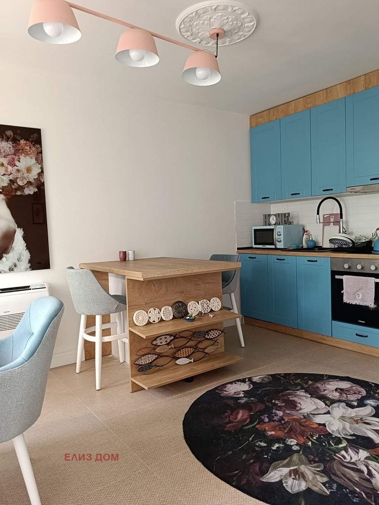 Myytävänä  2 makuuhuonetta Varna , Konfuto , 90 neliömetriä | 34327361 - kuva [2]