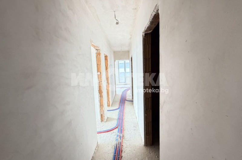 Продава МНОГОСТАЕН, гр. София, Красна поляна 2, снимка 2 - Апартаменти - 52812034