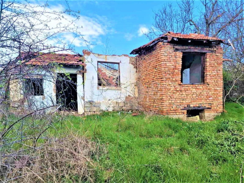 Продава  Къща, област Варна, с. Дъбравино • 15 000 EUR • ID 17764391 — holmes.bg - [1] 