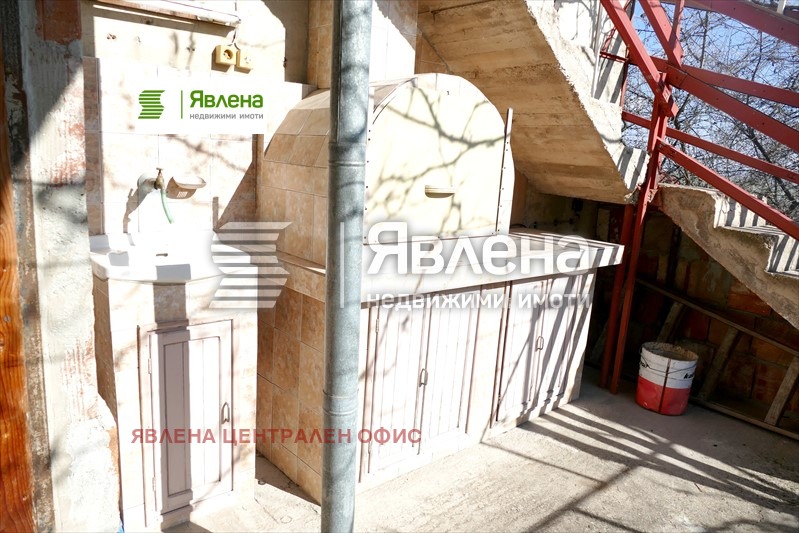 Продава КЪЩА, с. Извор, област София област, снимка 9 - Къщи - 54647918