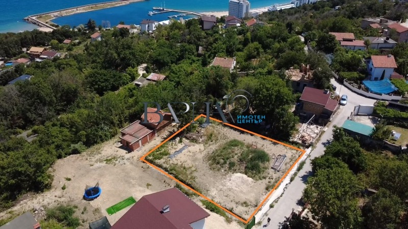 Eladó  Cselekmény Varna , k.k. Zlatni pjasaci , 840 négyzetméter | 36099698