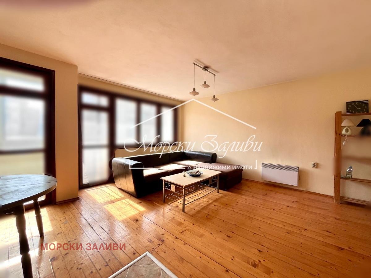 Продава 3-СТАЕН, гр. Бургас, Възраждане, снимка 2 - Апартаменти - 53985781