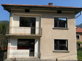 Casa Zgorigrad, región de Vratsa